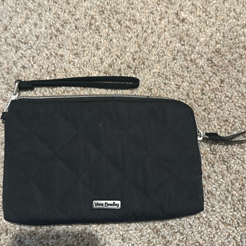 VERA BRADLEY BLACK QUILTED WRISTLET RFID NWOT 65.00